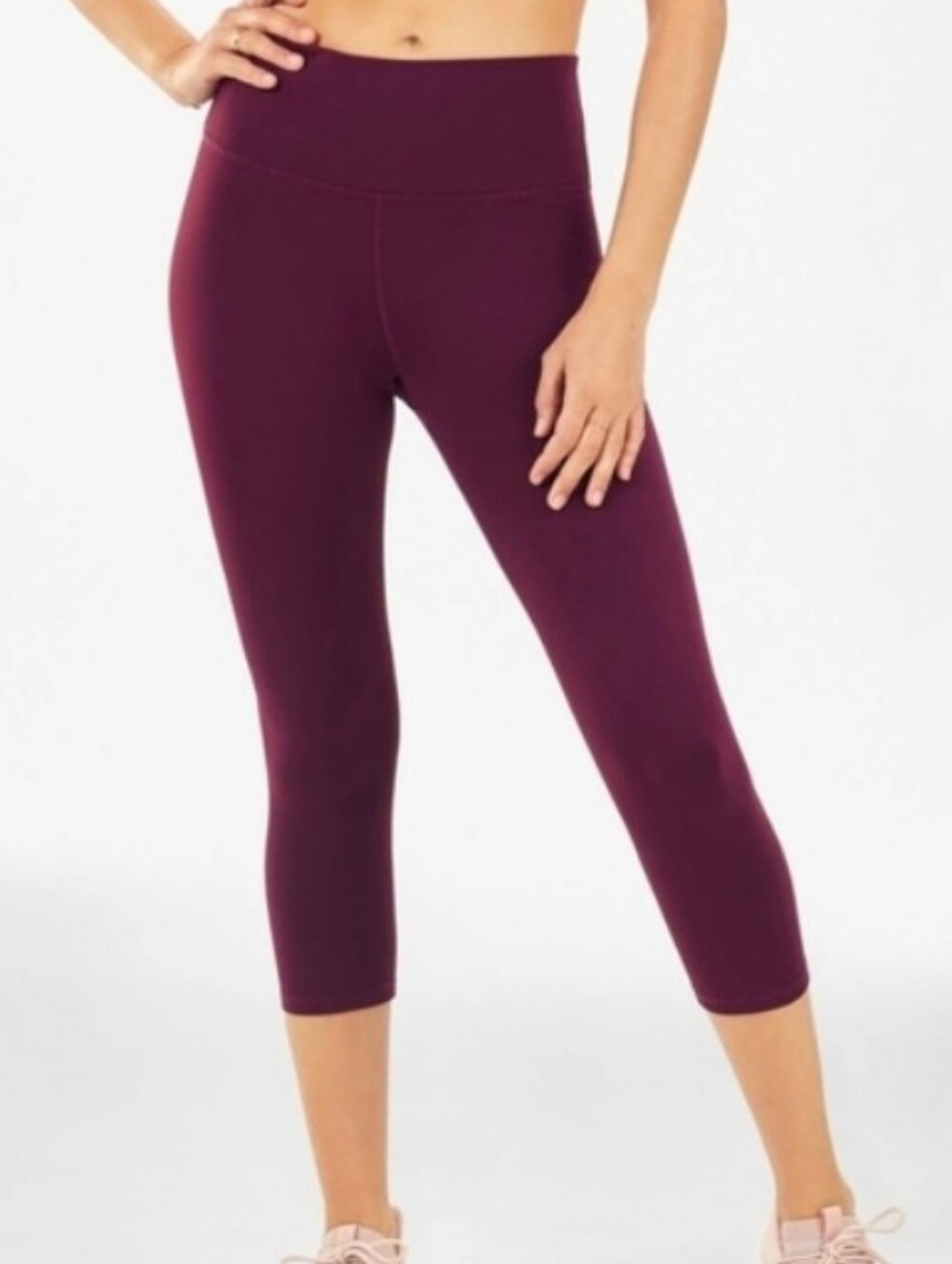 New Fabletics High-Rise Cropped Leggings in Deep Plum, Size S